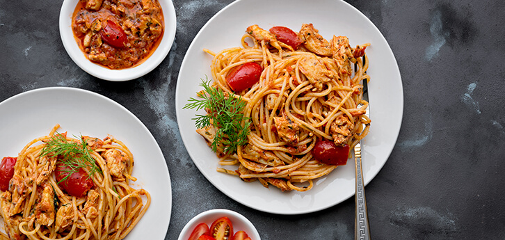 Del Monte Spaghetti in Tomato with Chicken & Dill Recipe